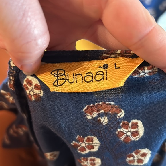 Bunaai Hand stamped navy blue two piece, wrap shirt and pants. Size Large. - Picture 6 of 6